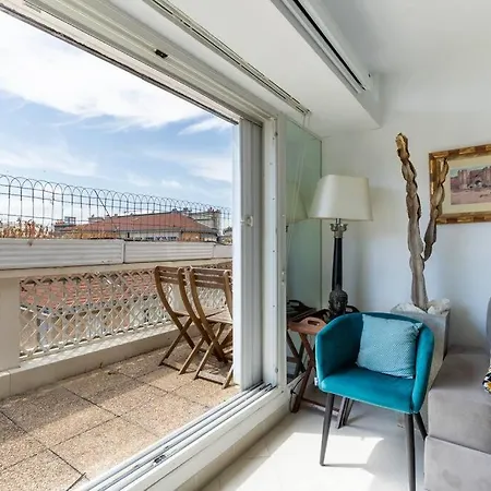Vaugirard Lecourbe 2br Avec Balcon Apartman *